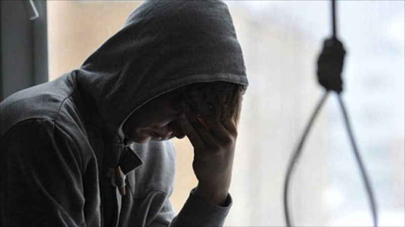 21 yaşlı çoban fermada intihar etdi