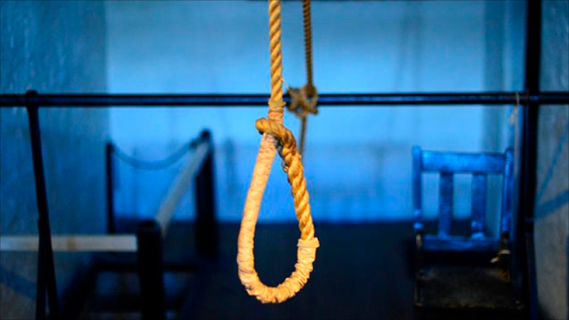 19 yaşlı gənc intihar etdi