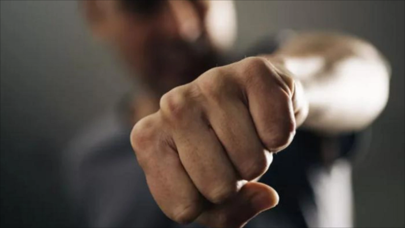 Gəncədə oğul anasını döydü - Valideynin məhkəmədən XAHİŞİ