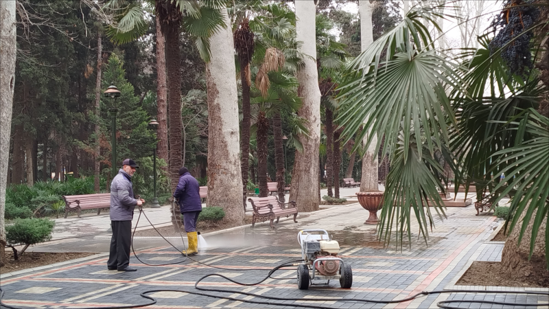 Gəncədə təmizlik aksiyası keçirilib - FOTO