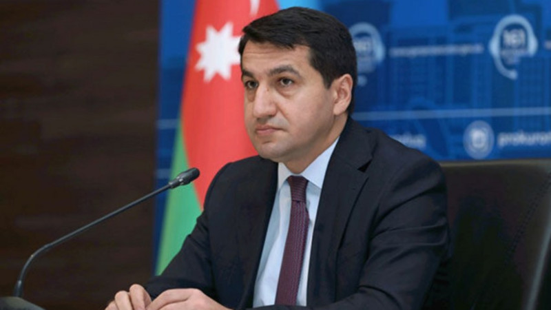 Hikmət Hacıyev: “Təyyarə qəzasının nəticələri ilə bağlı yaxınlarda geniş açıqlama olacaq”