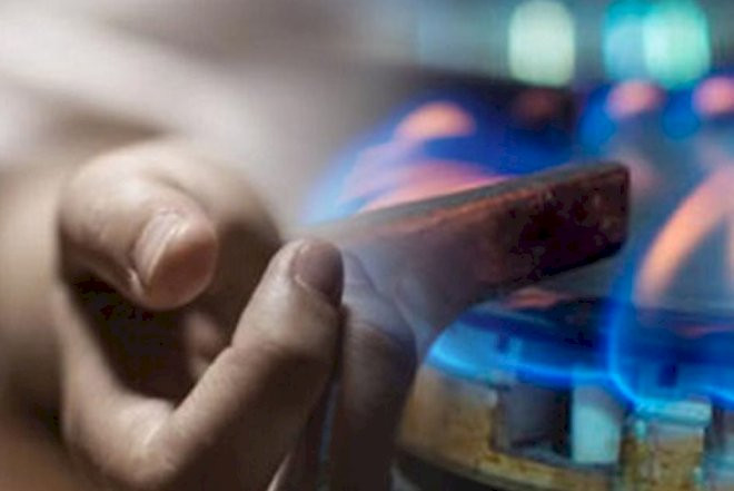 Samux sakini dəm qazından zəhərləndi