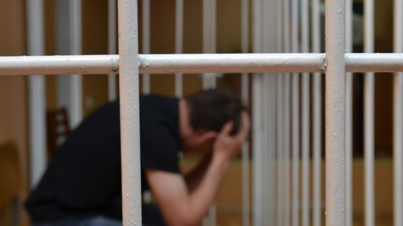 Arvadının xəyanətini divara yazan kişiyə hökm oxundu - 17 il