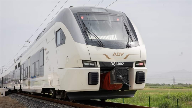 Bakı-Ağstafa-Bakı marşrutu üzrə qatarların sayı artırılıb