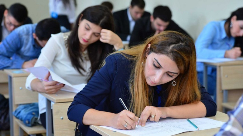 Həftəsonu dövlət qulluğuna imtahan keçiriləcək