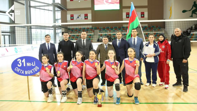 Gəncə məktəbliləri bölgə birincisi oldular