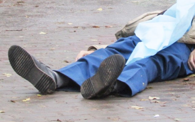 Gəncə sakini su mühərrikini işə salarkən öldü