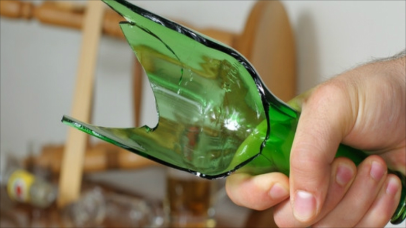 Gəncədə 34 yaşlı kişi özünə xəsarət yetirdi