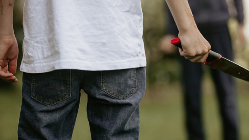 Gəncədə məktəbli bıçaqlandı