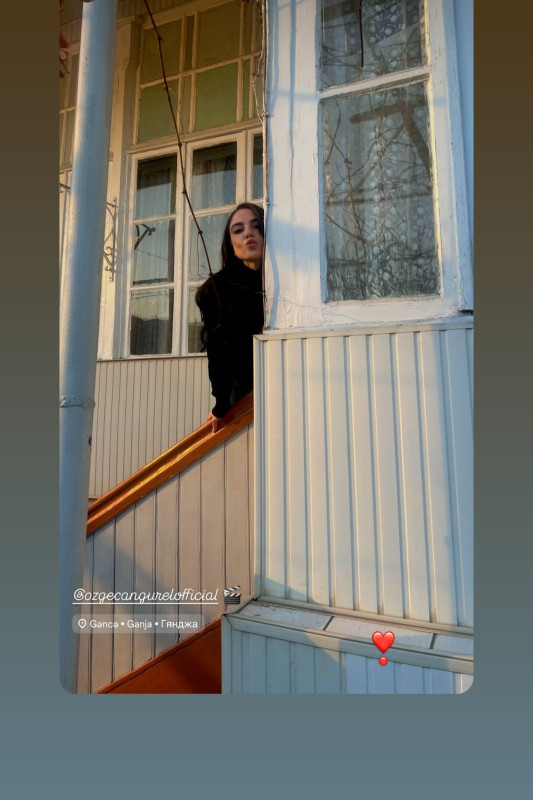 Özgə Gürəl Gəncədədir - FOTO