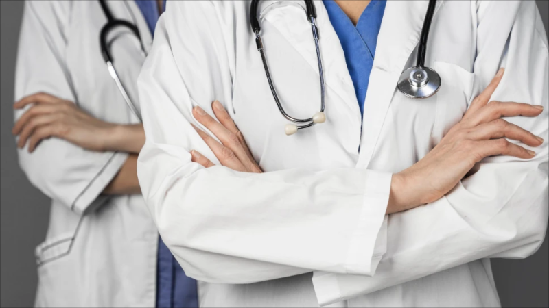 Bölgələrə təyinat alan həkimlər üçün stimullaşdırıcı tədbirlər gücləndirilməlidir - Nazirlik