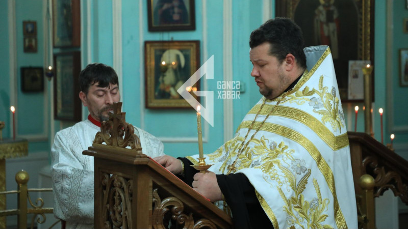 Gəncədə yaşayan provaslavlar Pasxa bayramını qeyd ediblər - FOTO