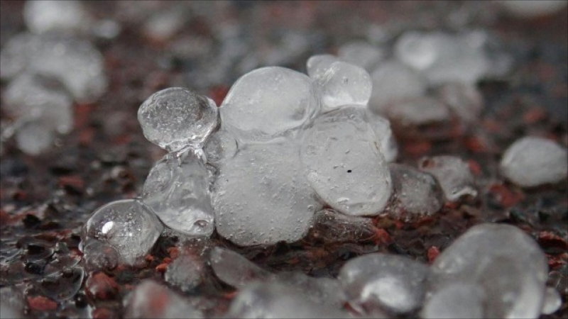 Gədəbəyə dolu düşdü