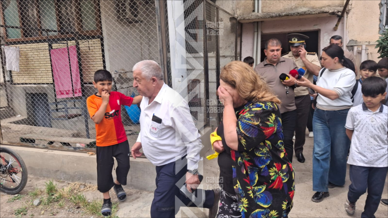 Gəncədəki yanğının təfərrüatı: Kişi qadını bıçaqlayıb, mənzilə od vurub