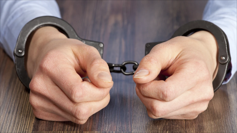 Qardaşını döyən şəxsə hökm oxundu