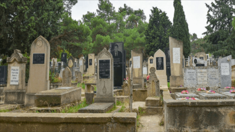 Qəbiristanlıqda illər əvvəl baş verən qətlin qatillərindən biri ağır cəza aldı