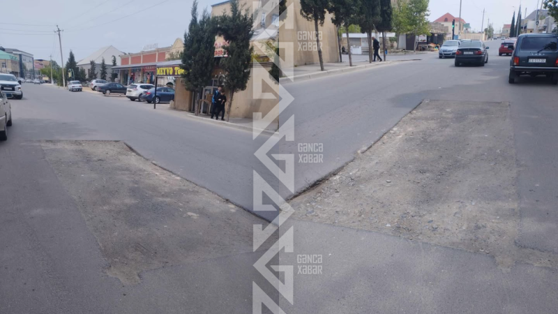 Gəncədə yeni asfalt qazılaraq dağıdılıb