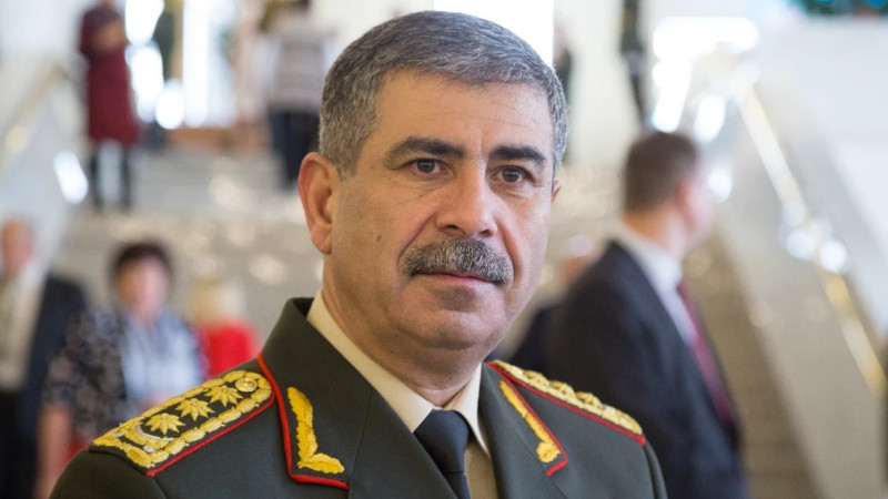 Zakir Həsənov hərbi intizamın möhkəmləndirilməsi ilə bağlı tapışırıqlar verdi
