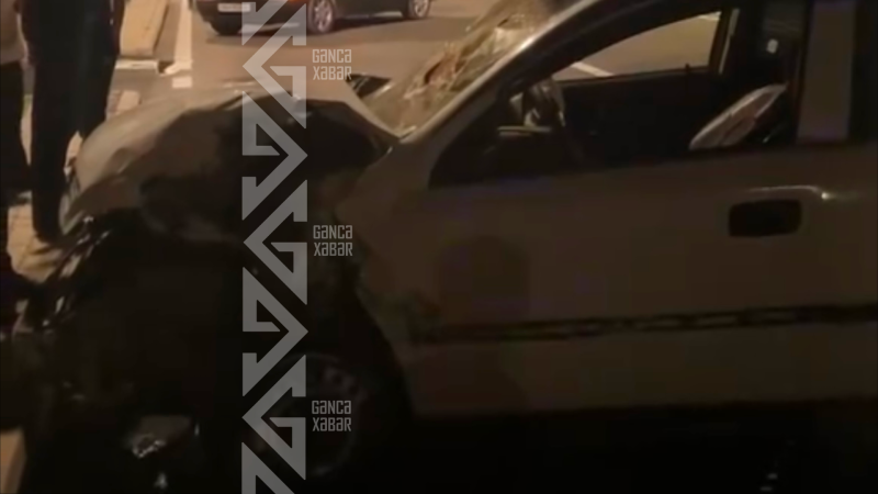 Gəncədə Opel KamAza çırpılıb - VİDEO