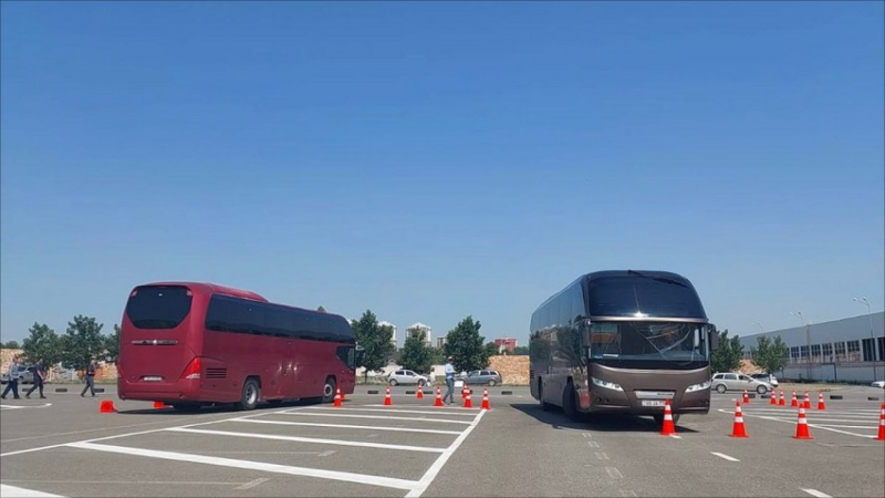 Gəncədə avtobus sürücüləri qiymətləndirilir