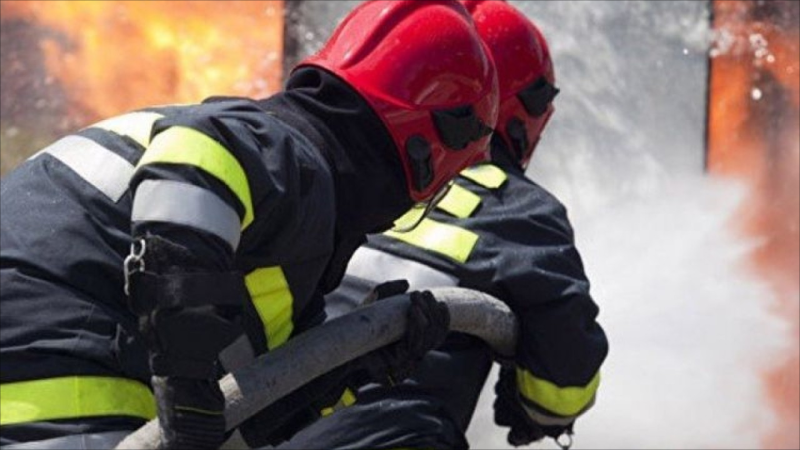 Gəncədə məişət tulantıları yandı