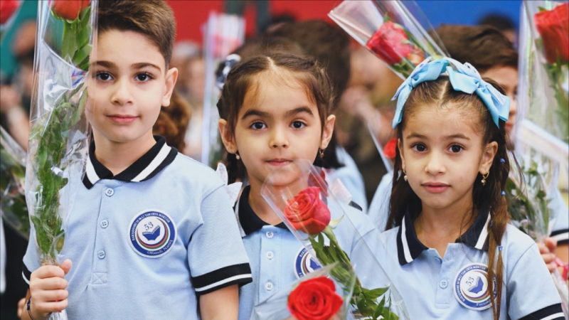 Rus bölməsi üzrə uşaqların I sinfə qəbuluna başlanılır