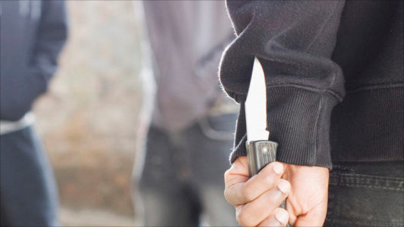 Gəncədə gəncə kəsici alətlə xəsarət yetirilib