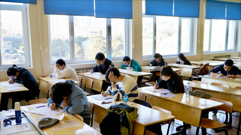 13 min nəfər magistr adını qazanıb