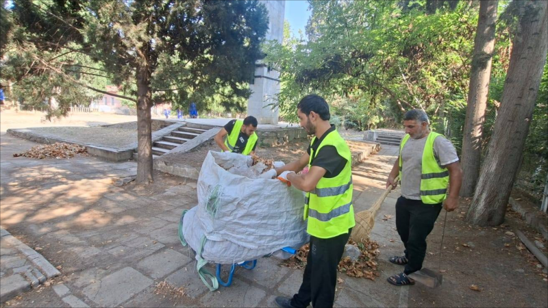 MKTİB tərəfindən Dəmiryolçular parkı təmizlənib - FOTO