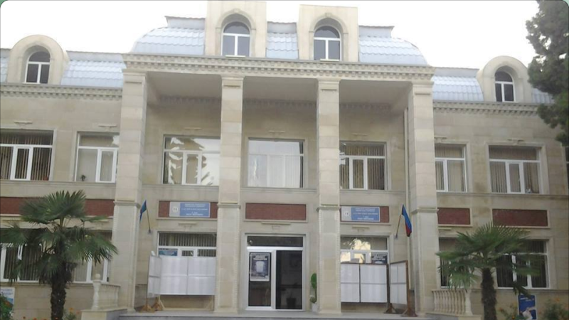 Gəncədə yenilənmiş məktəb şagirdlərin qəbuluna start verir