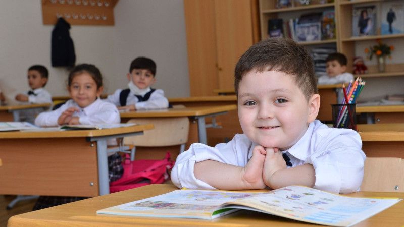 Rus sektorunda bu fənn Azərbaycan dilində tədris ediləcək