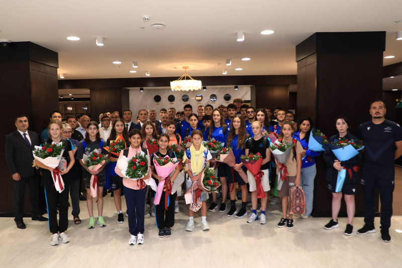 Üzgüçülük Federasiyası Gəncədə təlim-məşq toplanışına start verib - FOTO