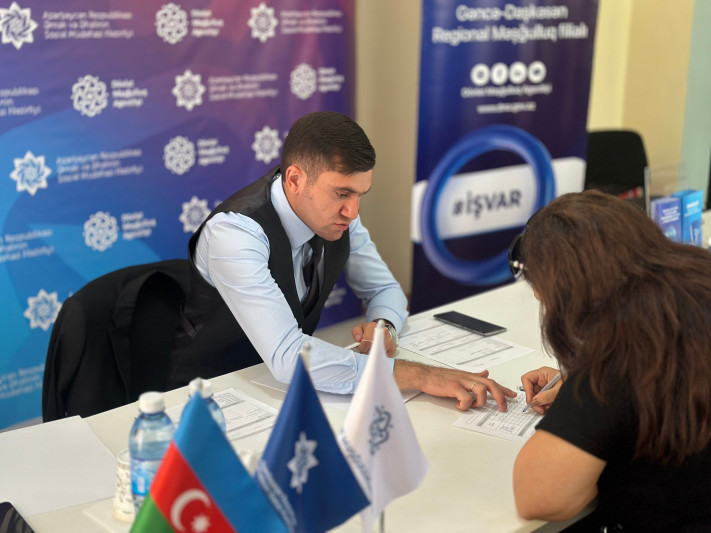 Gəncədə növbəti əmək yarmarkası keçirilib