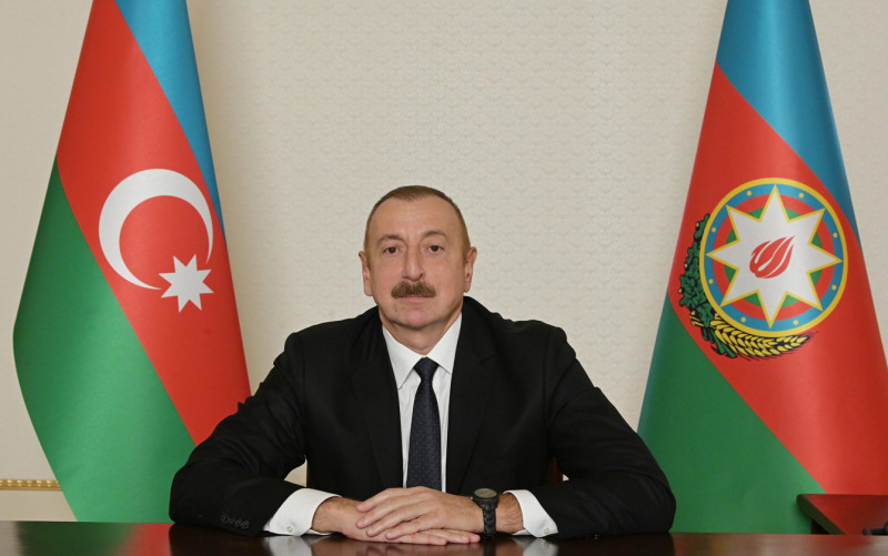 Prezident Dövlət Suverenliyi Günü münasibətilə paylaşım edib – FOTO