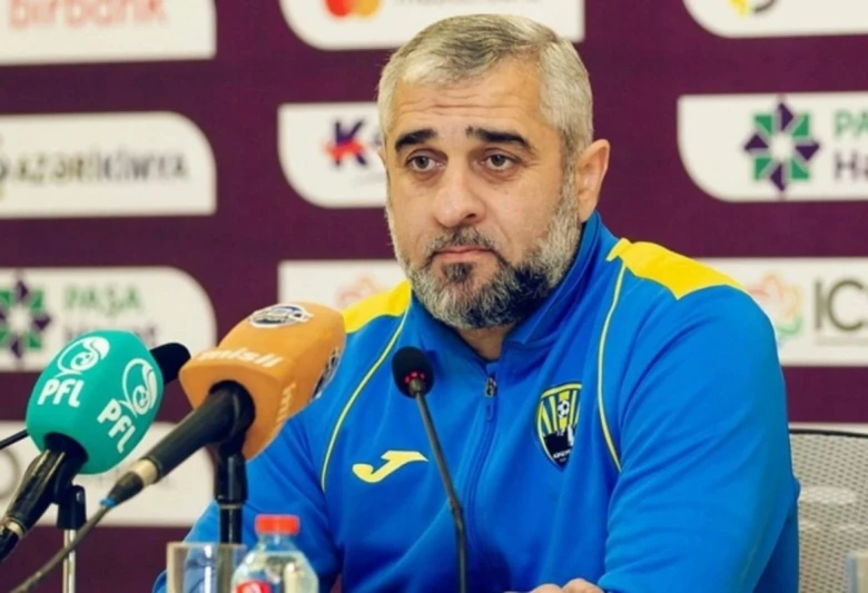 Azarkeşləri təhqir edən Kəpəzin baş məşqçisi istefaya göndərildi