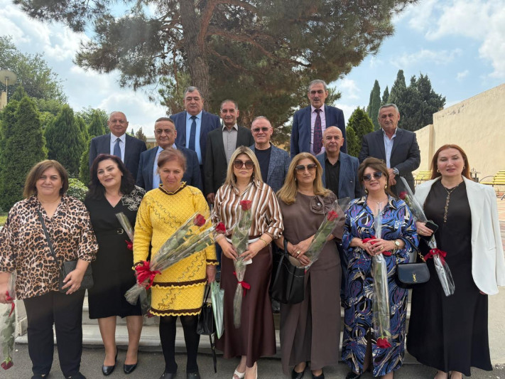 ADAU məzunları 34 ildən sonra eyni auditoriyada