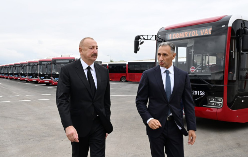 Prezident İlham Əliyev BakuBus MMC-nin Gəncə Avtoparkının açılışında iştirak edib