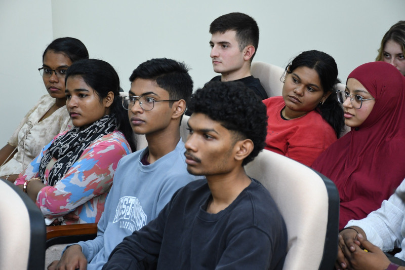 ADAU-da 400-dən çox əcnəbi təhsil alır