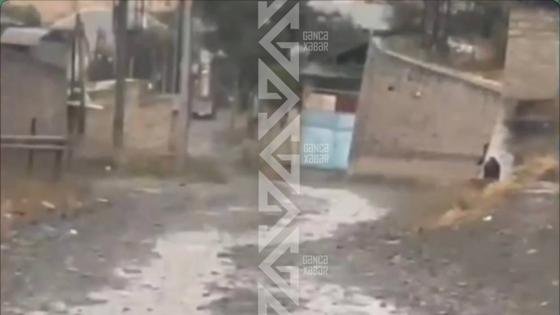Gəncədə 10 ildir yol dərdi çəkən sakinlər