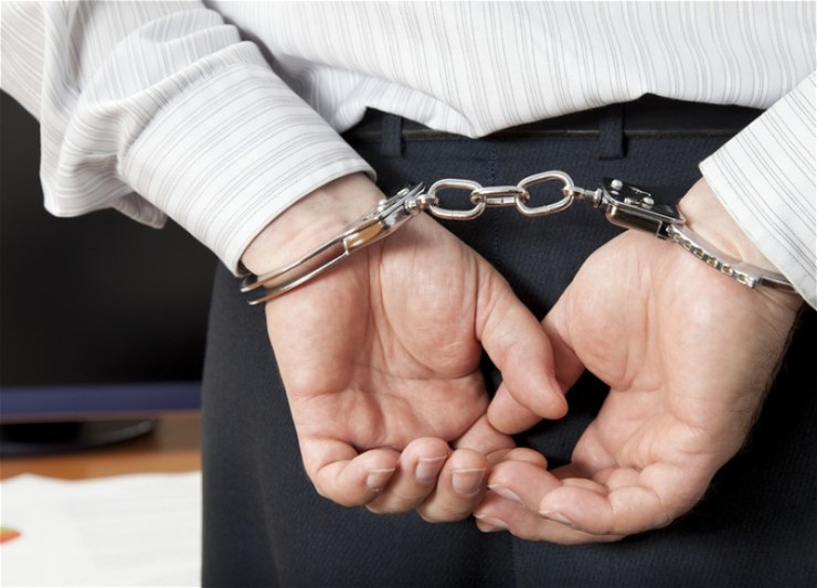 11-ci sinif şagirdi həbs edildi