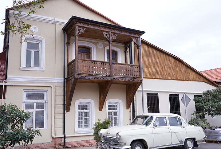 Gəncənin 120 yaşlı eyvanları restavrasiya edilib