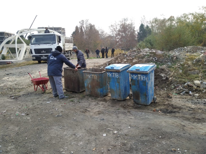 Gəncədə aşıb-daşan zibillik təmizlənildi
