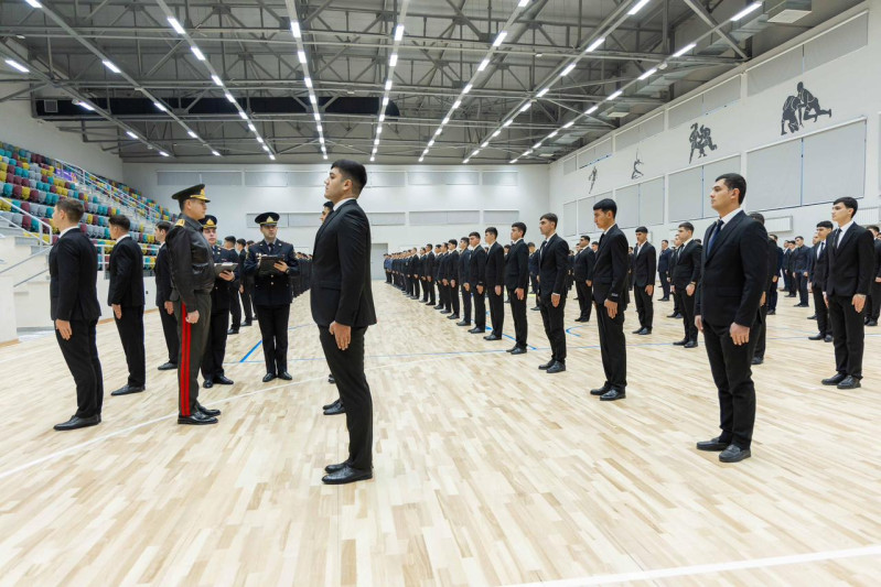 Vilayət Eyvazov Gəncədə 362 nəfəri polisə işə götürdü