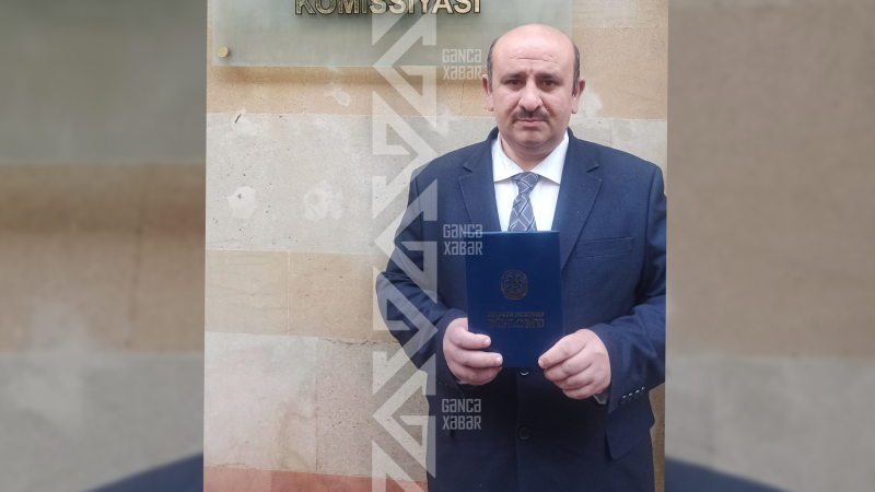 Gəncəli müəllim elmi dərəcəyə layiq görüldü