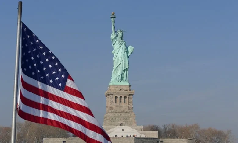 Amerika arzusunda olan GƏNCƏLİLƏRƏ pis xəbər…