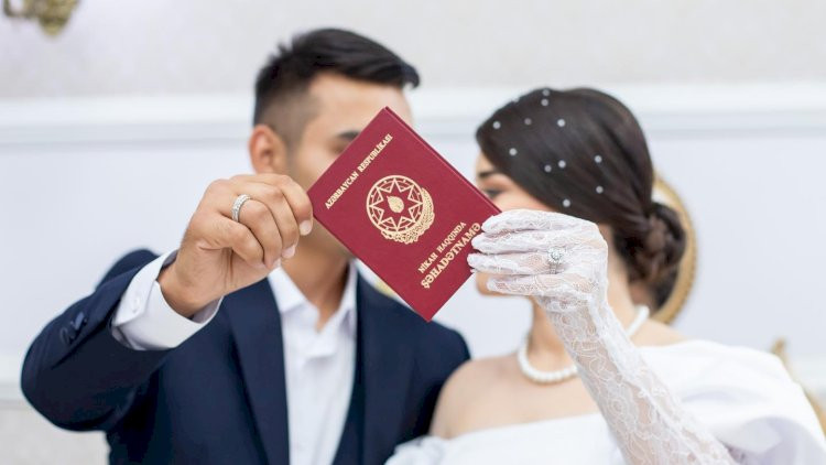 Ölkədə nikahların və boşanmaların sayı azalıb