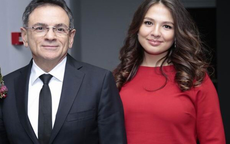 Gəncəli Milli Qəhrəman boşanıb