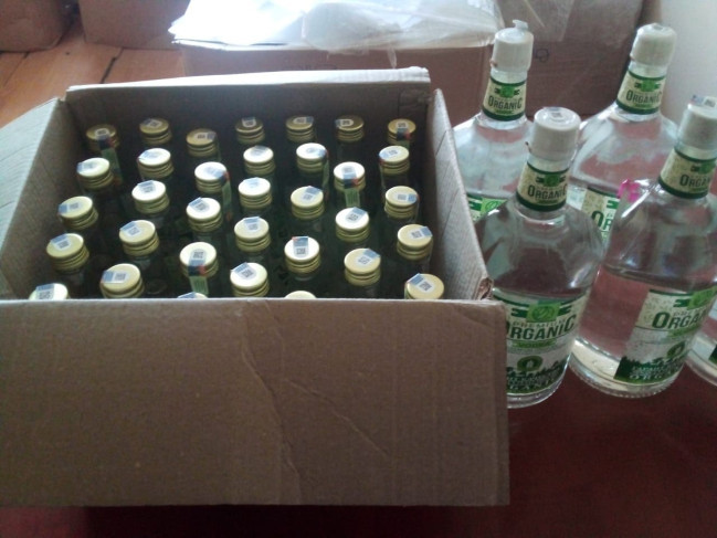 Gəncədə saxta araqlar aşkarlanıb