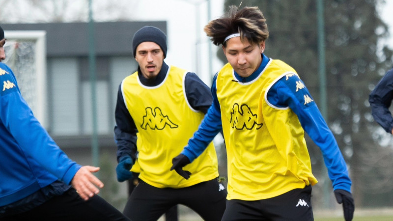 Əzəli rəqiblər üz-üzə!