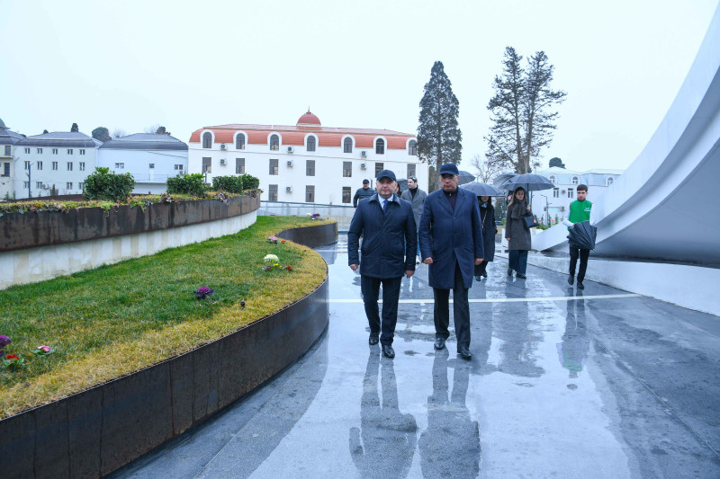 Tələbələrin sevilən rektoru Gəncədə